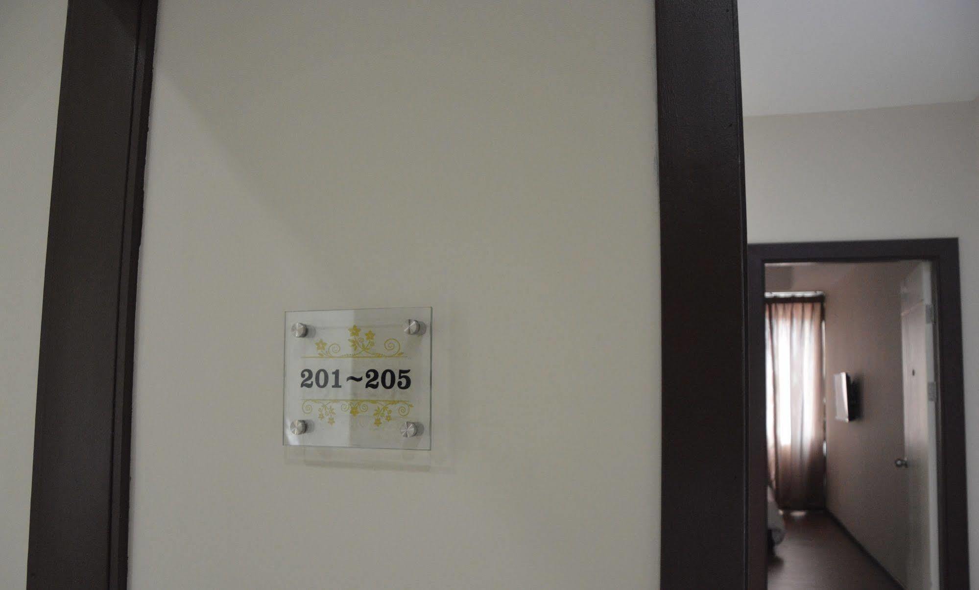 Hotel Qu Lin Resident Sibu Exterior foto